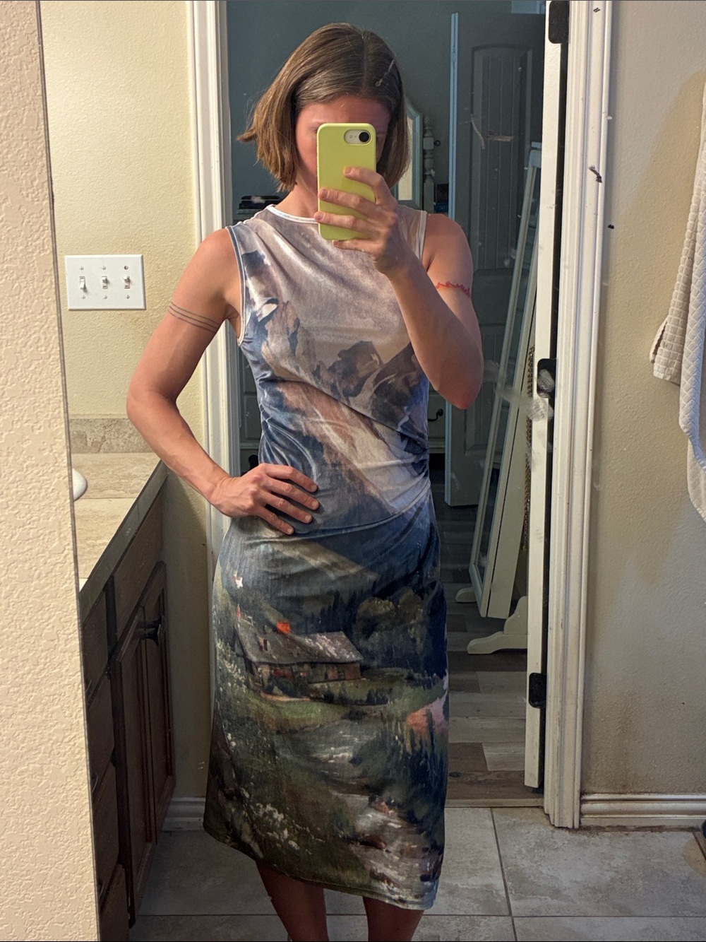 Landscape scenic pastoral print graphic body con velvet velour midi dress size M - Picture 5 of 11